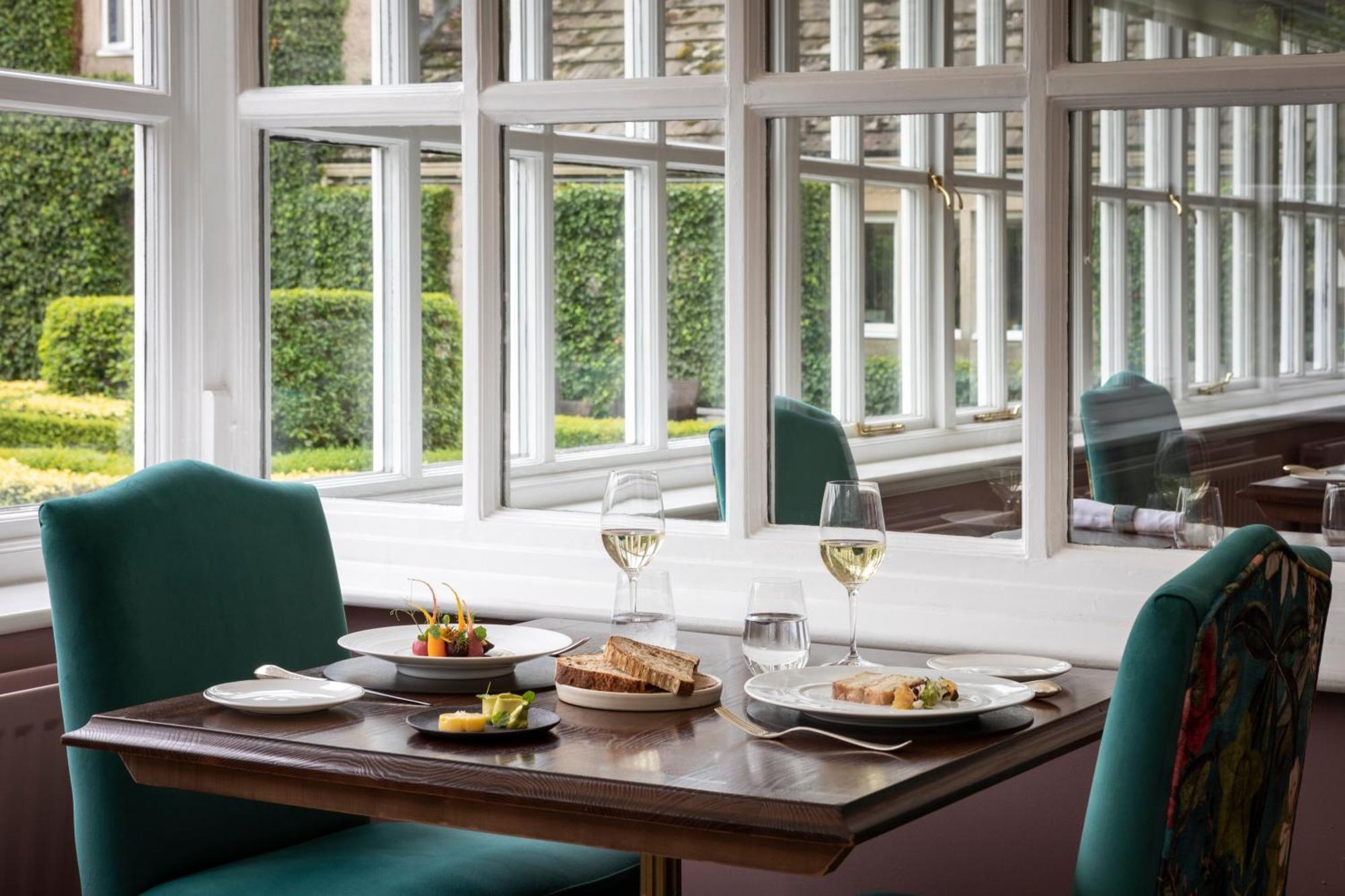 The Devonshire Arms Hotel At Bolton Abbey Buitenkant foto